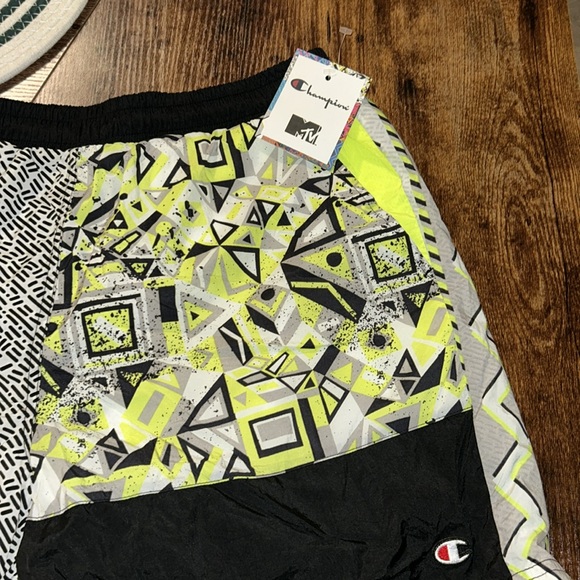 Champion X MTV Retro Crinkle Nylon Shorts - Picture 9 of 13